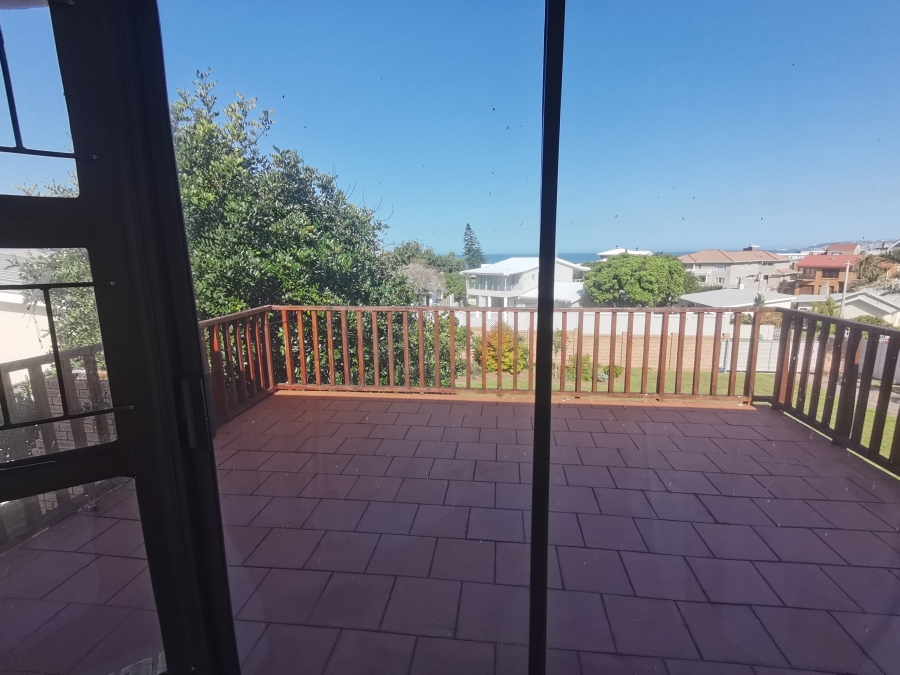 4 Bedroom Property for Sale in Bayview Western Cape